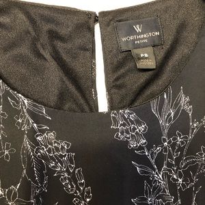 Black Worthington Petite Small sleeveless top